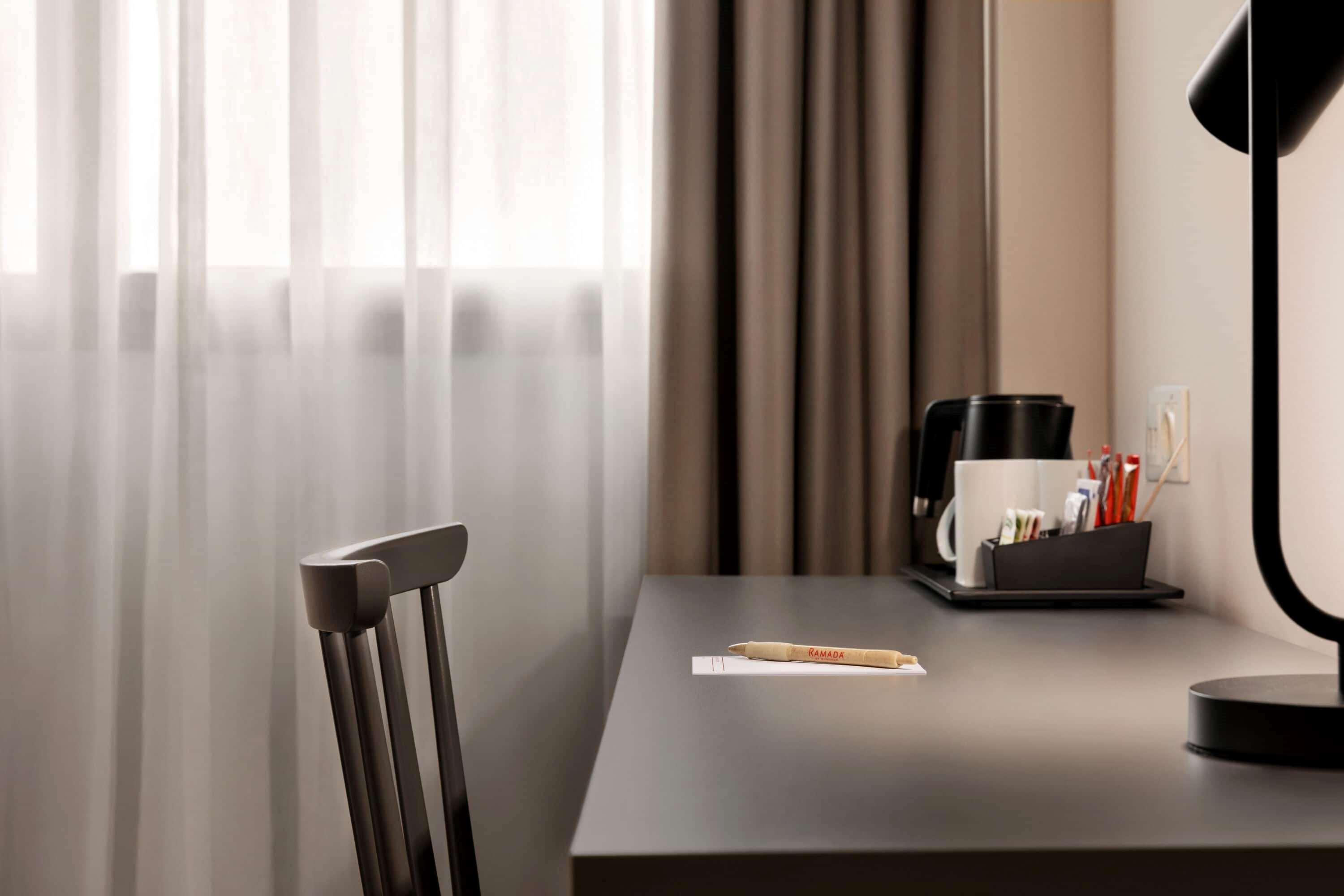 Ramada By Wyndham Madrid Getafe Hotel Bagian luar foto